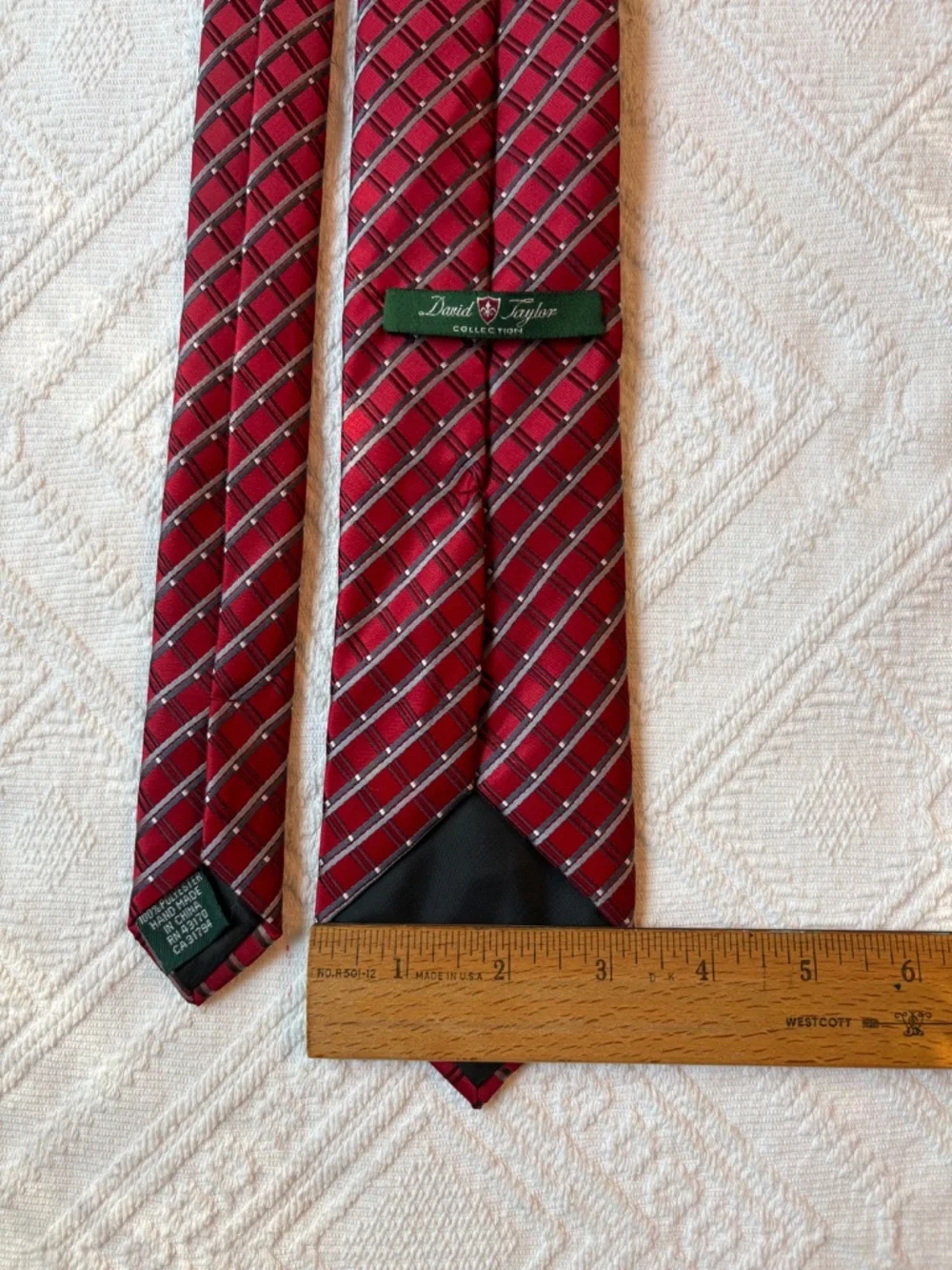 David Taylor Collection Red Geometric Plaid Men's Necktie 3.25